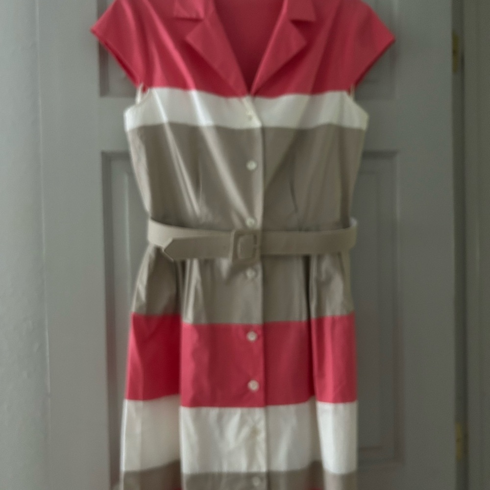 Liz Claiborne knee length dress with belt